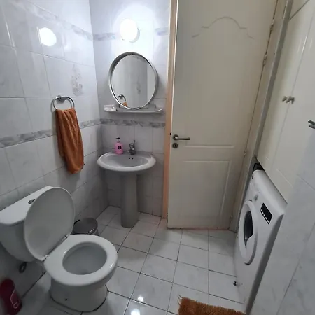 Heart Of - 2 Bedroom