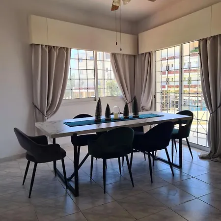 דירה Heart Of - 2 Bedroom פאפוס
