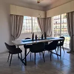 דירה Heart Of - 2 Bedroom פאפוס