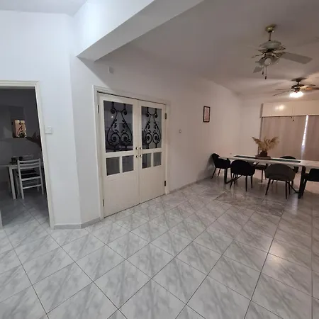 דירה Heart Of - 2 Bedroom *