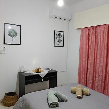 Heart Of - 2 Bedroom דירה